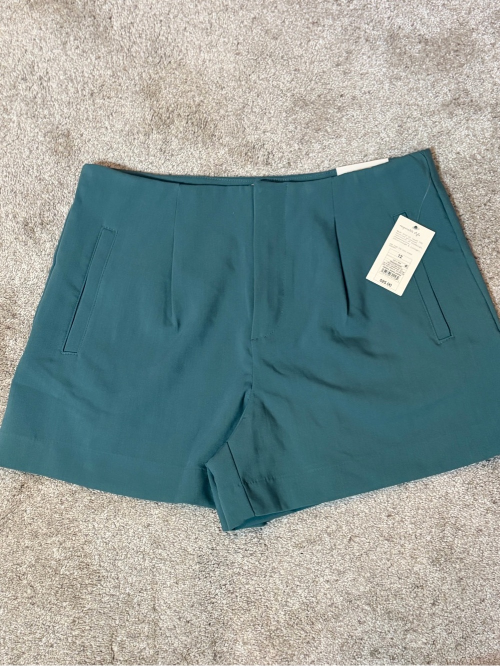 NWT. A New Day Teal High-Waist Tailored Women’s Shorts